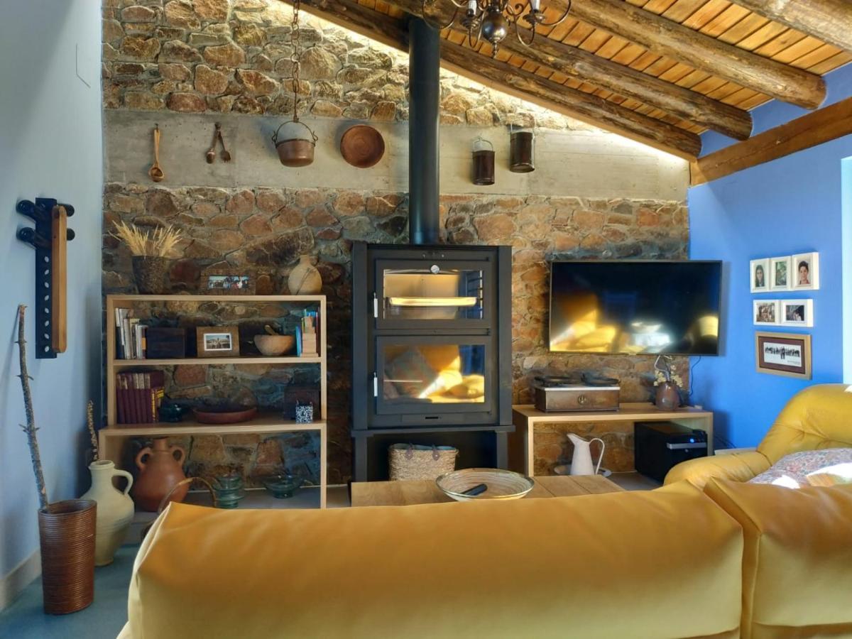 Madre Del Agua. El Robledillo Chalet *